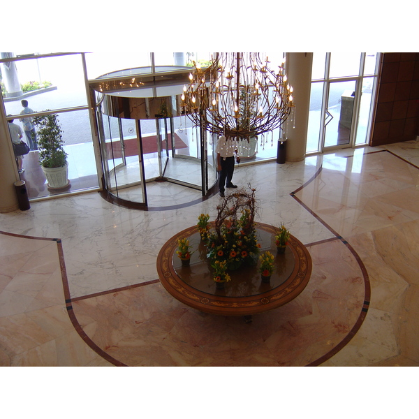 รูปถ่าย สหรัฐอาหรับเอมิเรตส์(United Arab Emirates) ดูไบ(Dubai) โรงแรมเชอราตัน จุมัยเราะห์บีช(Sheraton Jumeirah Beach Hotel) 2005-03 18