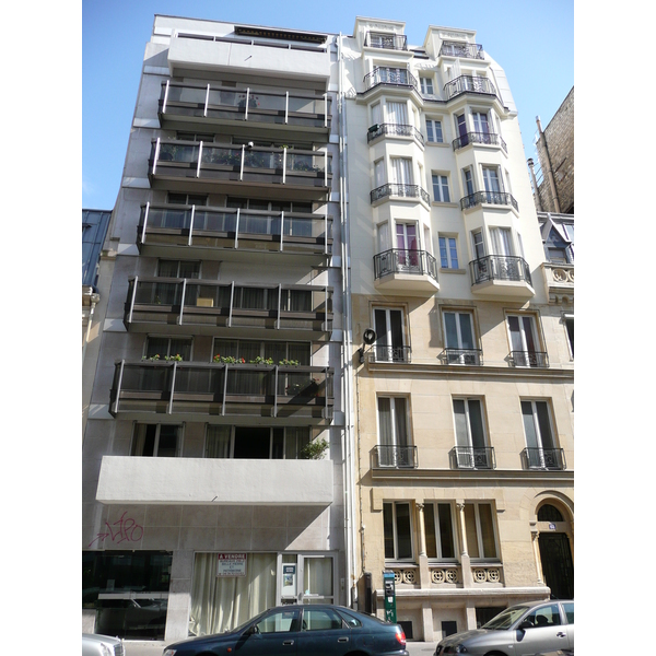 รูปถ่าย ฝรั่งเศส(France) ปารีส(Paris) คุ้มที่ 17 (17th Arrondissement) ถนนฌูฟรัว-ดาบ็อง(Rue Jouffroy d'Abbans) 2007-05 56