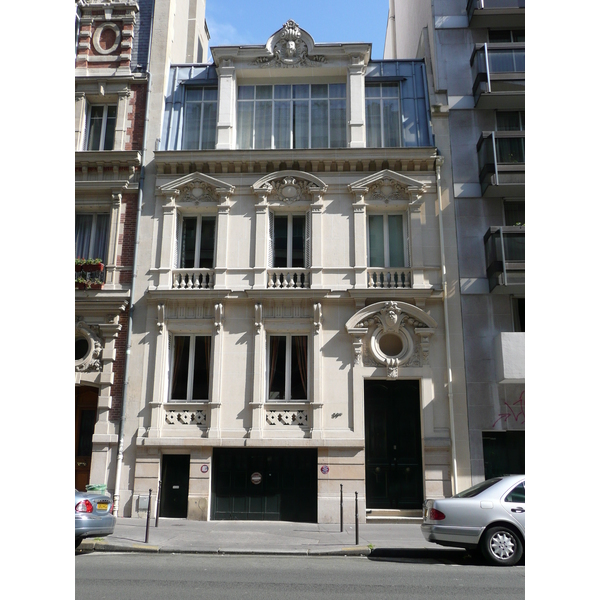 รูปถ่าย ฝรั่งเศส(France) ปารีส(Paris) คุ้มที่ 17 (17th Arrondissement) ถนนฌูฟรัว-ดาบ็อง(Rue Jouffroy d'Abbans) 2007-05 0