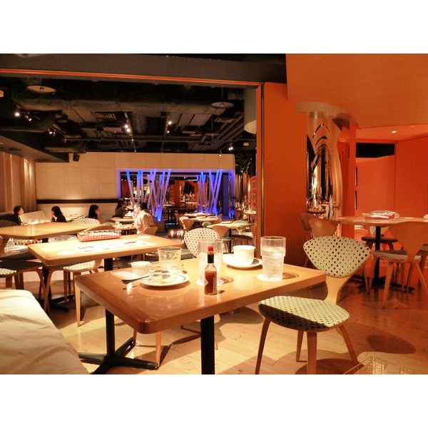 รูปถ่าย ญี่ปุ่น(Japan) โตเกียว(Tokyo) รปปงงิฮิลส์(Roppongi Hills) 2010-06 123