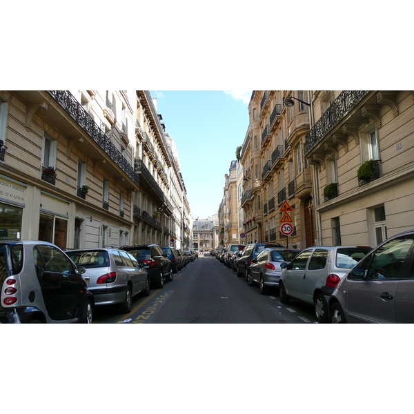 รูปถ่าย ฝรั่งเศส(France) ปารีส(Paris) คุ้มที่ 17 (17th Arrondissement) ถนนฌูฟรัว-ดาบ็อง(Rue Jouffroy d'Abbans) 2007-05 1