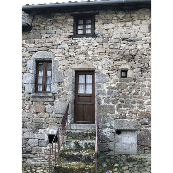 รูปถ่าย ฝรั่งเศส(France) มาร์กอแลส(Marcoles) 2018-04 12