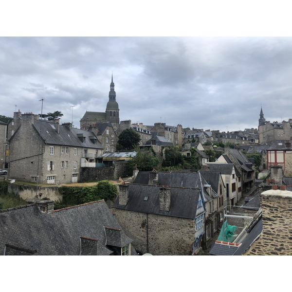 รูปถ่าย ฝรั่งเศส(France) ดีน็อง(Dinan) 2020-06 45