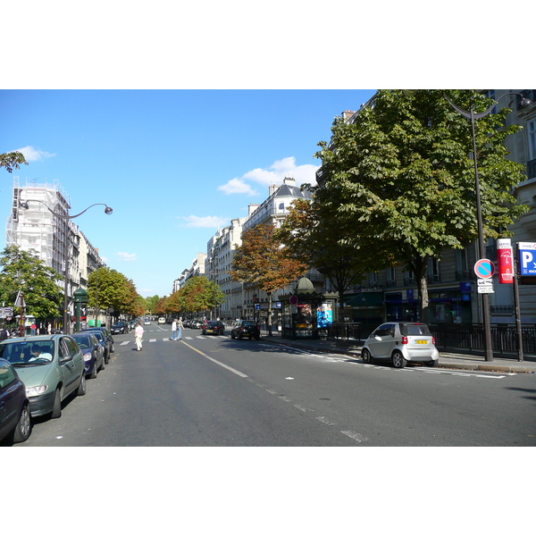 รูปถ่าย ฝรั่งเศส(France) ปารีส(Paris) ถนนโอช(Avenue Hoche) 2007-09 23