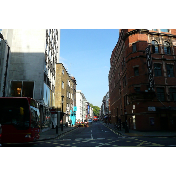 รูปถ่าย อังกฤษ(United Kingdom) ลอนดอน(London) ถนนแชฟตส์เบอรี(Shaftesbury Avenue) 2007-09 78
