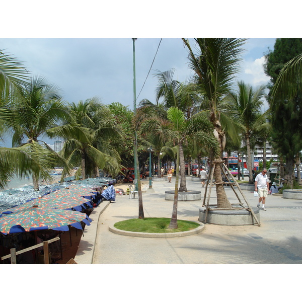 รูปถ่าย ไทย(Thailand) หาดพัทยา(Pattaya Beach) 2007-02 13
