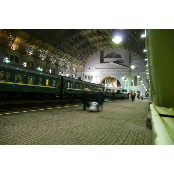 รูปถ่าย รัสเซีย(Russia) มอสโก(Moscow) สถานีรถไฟเคียฟสกี(Kiyevsky Railway Station) 2007-11 4
