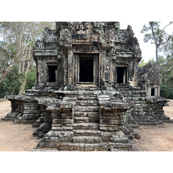 รูปถ่าย กัมพูชา(Cambodia) เสียมราฐ(Siem Reap) ปราสาทธมมานนท์(Thommanon) 2023-01 23