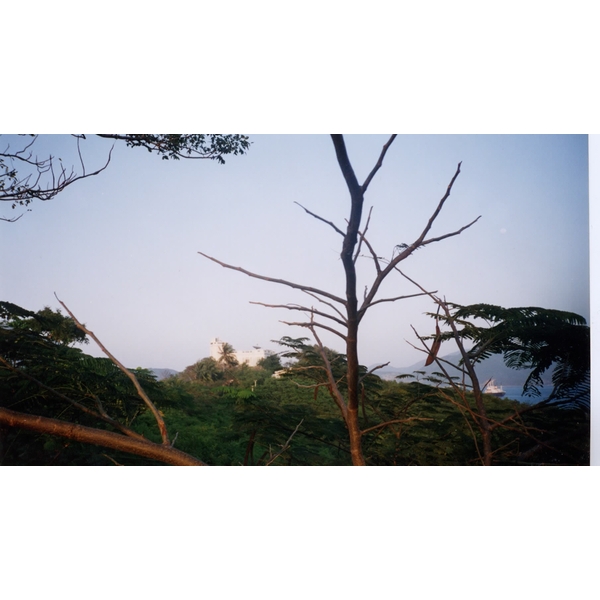 รูปถ่าย เวียดนาม(Vietnam) นาชัง(Nha Trang) 1995-12 19
