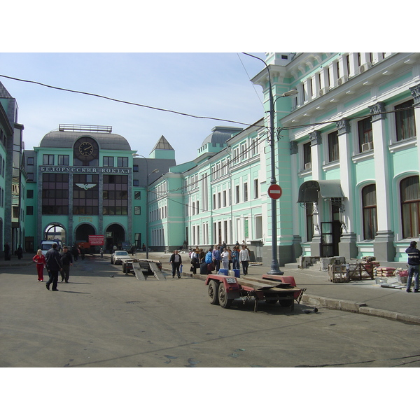 รูปถ่าย รัสเซีย(Russia) มอสโก(Moscow) ถนนตแวร์สกายา(Tverskaya Street) 2005-04 110