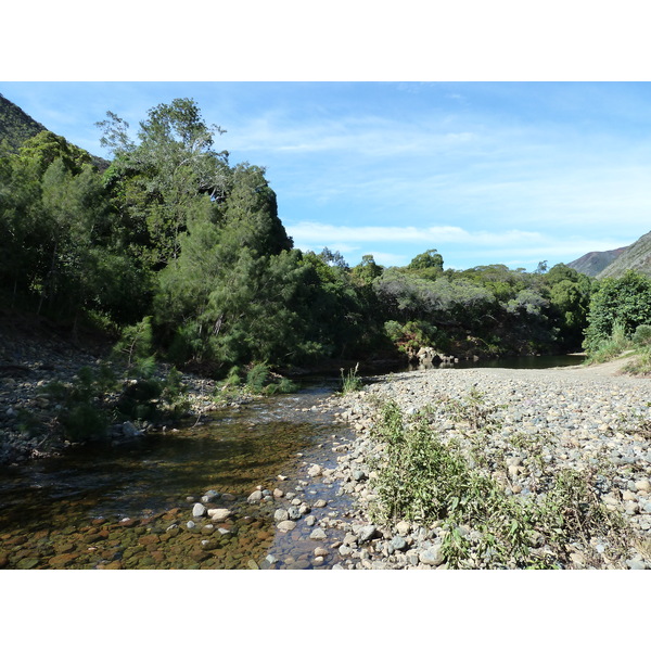 รูปถ่าย นิวแคลิโดเนีย(New Caledonia) ถนนจากทีโอไปกานาลา(Thio to Canala road) 2010-05 50