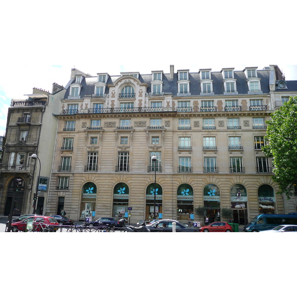 รูปถ่าย ฝรั่งเศส(France) ปารีส(Paris) บูเลอวาร์ด  มาเลแอร์บ(Boulevard Malesherbes) 2007-05 64