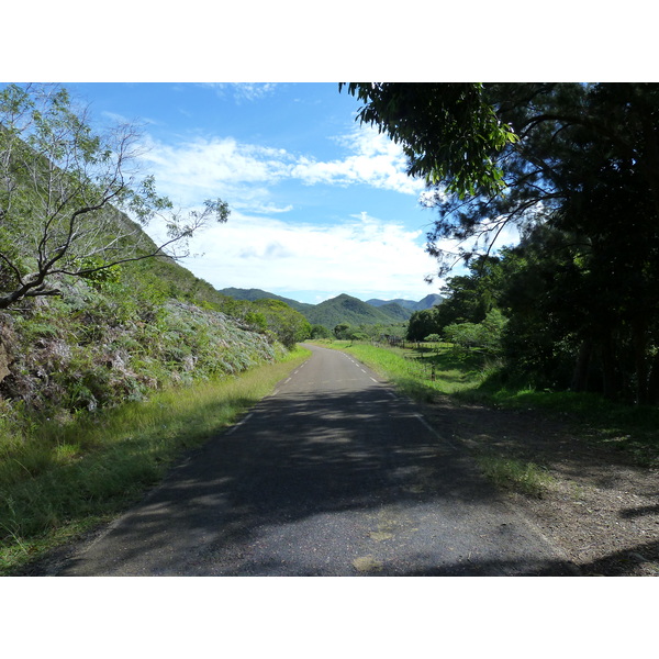 รูปถ่าย นิวแคลิโดเนีย(New Caledonia) ถนนจากทีโอไปกานาลา(Thio to Canala road) 2010-05 37