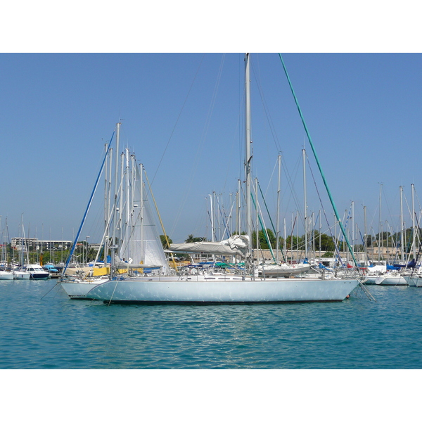 รูปถ่าย ฝรั่งเศส(France) อองทีป(Antibes) ท่าเรือโวบ็อง(Port Vauban) 2007-07 1