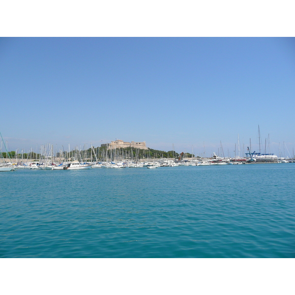 รูปถ่าย ฝรั่งเศส(France) อองทีป(Antibes) ท่าเรือโวบ็อง(Port Vauban) 2007-07 5