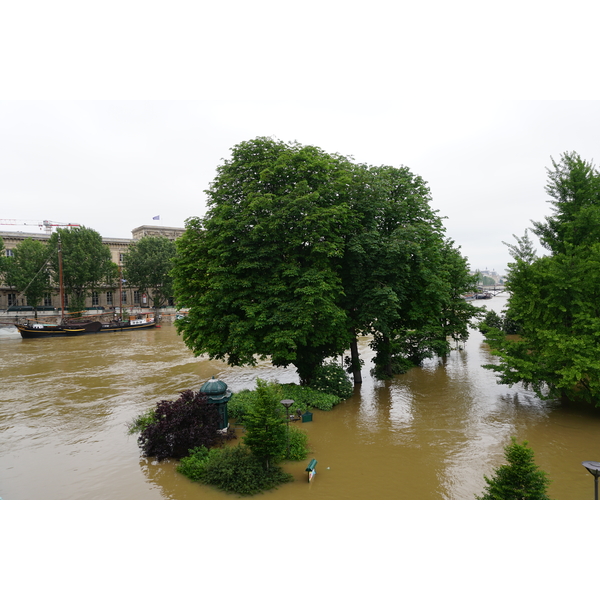 รูปถ่าย ฝรั่งเศส(France) ปารีส(Paris) แม่น้ำแซน(Seine river) 2016-06 52
