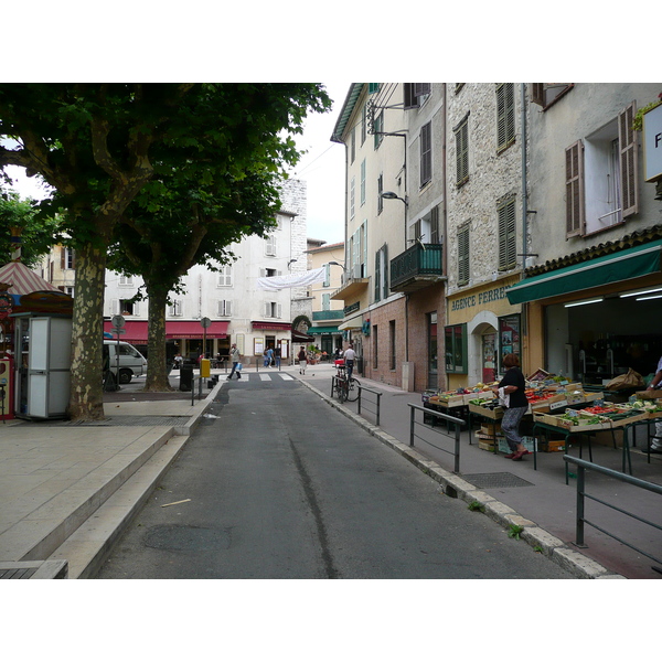 รูปถ่าย ฝรั่งเศส(France) วังซ์(Vence) จัตุรัสกร็องฌาร์แด็ง(Place du Grand Jardin) 2007-07 22