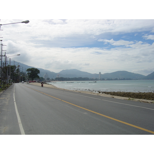 รูปถ่าย ไทย(Thailand) ภูเก็ต(Phuket) ป่าตอง(Patong) หาดทราย(Beach) 2005-12 26