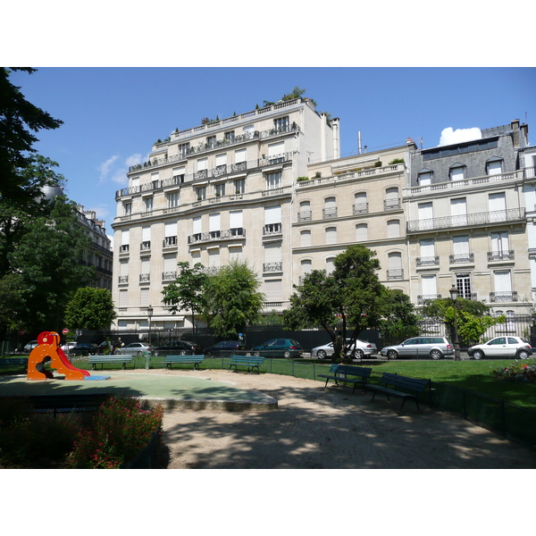 รูปถ่าย ฝรั่งเศส(France) ปารีส(Paris) ถนนฟอช(Avenue Foch) 2007-06 215