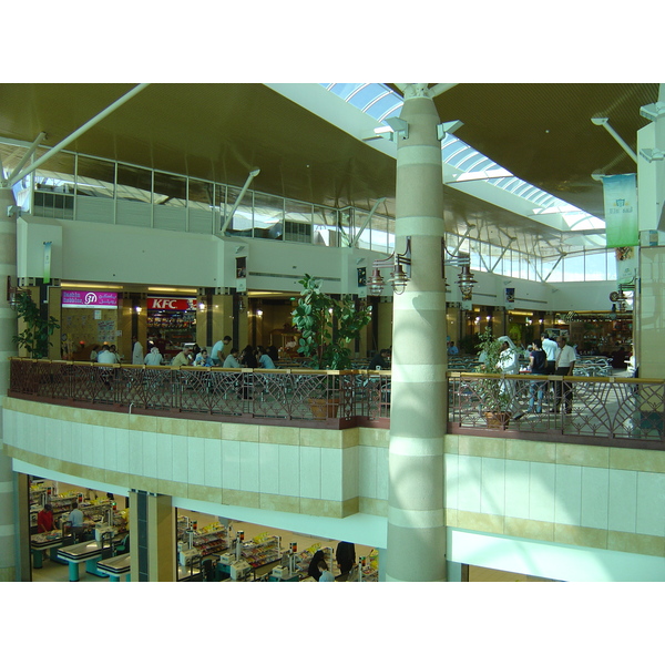 รูปถ่าย สหรัฐอาหรับเอมิเรตส์(United Arab Emirates) อาเลอิน(Al Ain) ห้างอัลจิมีมอลล์(Al Jimi Mall) 2005-11 1
