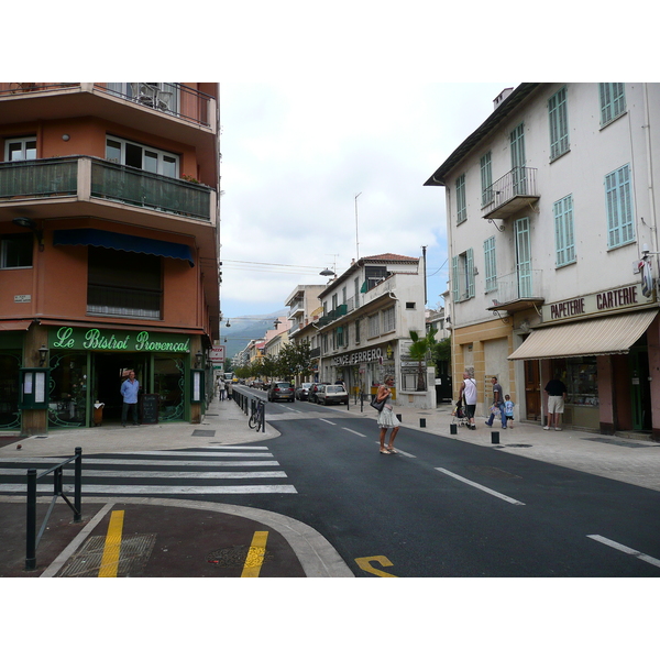 รูปถ่าย ฝรั่งเศส(France) วังซ์(Vence) จัตุรัสกร็องฌาร์แด็ง(Place du Grand Jardin) 2007-07 4