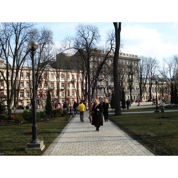 รูปถ่าย ยูเครน(Ukraine) เคียฟ(Kiev) เชฟเชนกา(Shevchenka) 2007-03 46