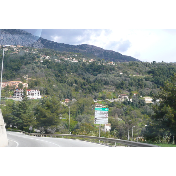 รูปถ่าย ฝรั่งเศส(France) เฟรนช์ริวิเอรา(French Riviera) ถนนจากนีซไปม็องตง(Nice to Menton road) 2008-03 93