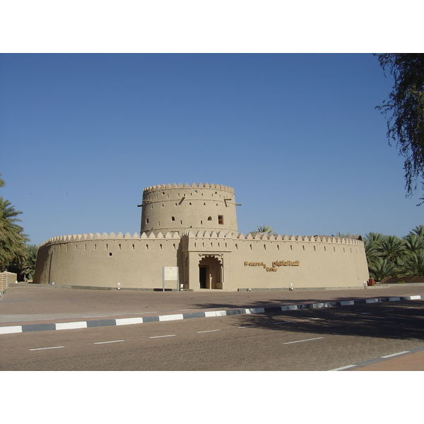 รูปถ่าย สหรัฐอาหรับเอมิเรตส์(United Arab Emirates) อาเลอิน(Al Ain) 2005-03 2