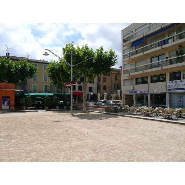รูปถ่าย ฝรั่งเศส(France) วังซ์(Vence) จัตุรัสกร็องฌาร์แด็ง(Place du Grand Jardin) 2007-07 2