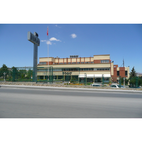 รูปถ่าย ตุรกี(Turkey) อังการา(Ankara) ถนนจากบิลเคนต์ไปอังการา(Bilkent to Ankara road) 2008-07 4