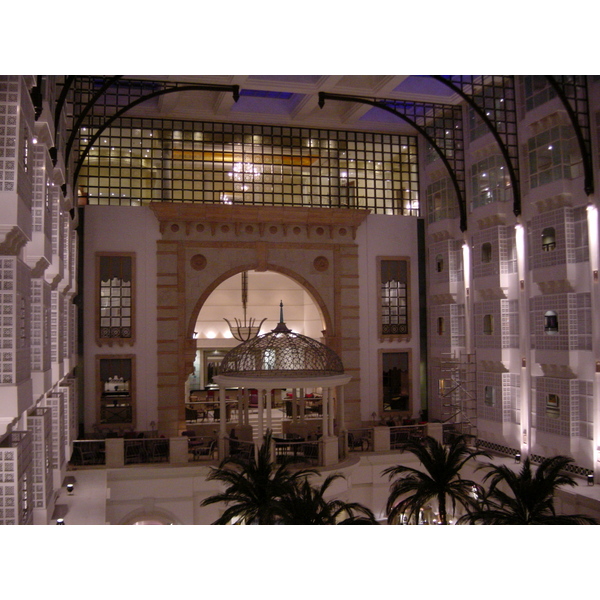 รูปถ่าย อินเดีย(India) มัมไบ(Mumbai) โรงแรมไอทีซี แกรนด์มราฐา(ITC Grand Maratha hotel) 2003-05 17