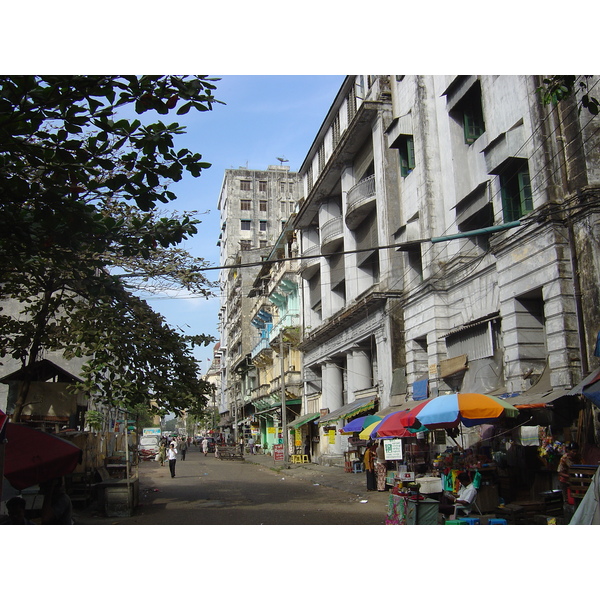 รูปถ่าย พม่า(Myanmar) ย่างกุ้ง(Yangon) 2005-01 210