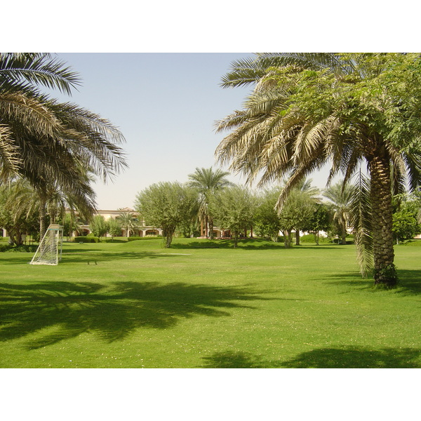 รูปถ่าย สหรัฐอาหรับเอมิเรตส์(United Arab Emirates) อาเลอิน(Al Ain) โรงแรมอินเตอร์คอนติเนนตัล(Intercontinental Hotel) 2005-11 28