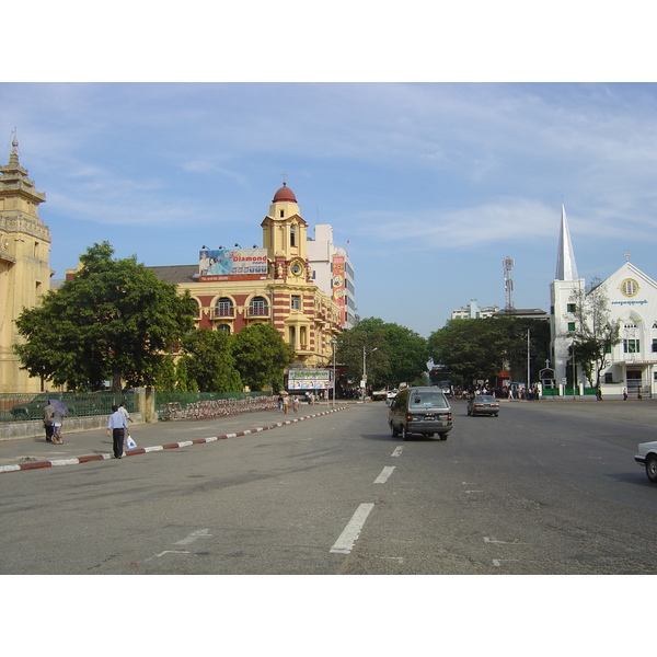 รูปถ่าย พม่า(Myanmar) ย่างกุ้ง(Yangon) 2005-01 6