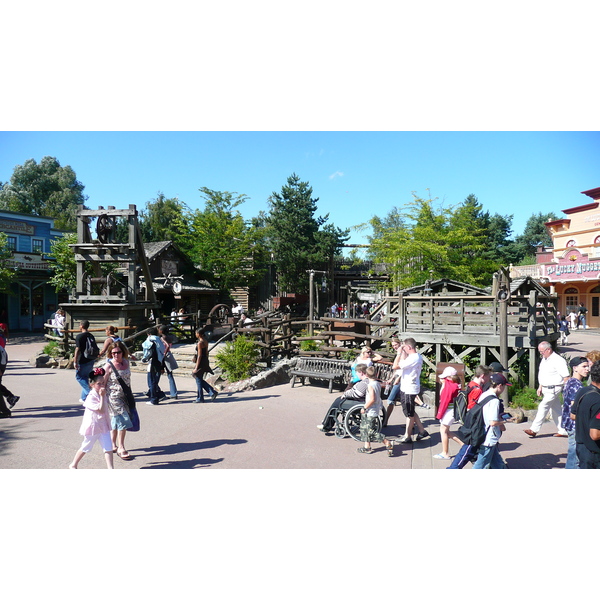 รูปถ่าย ฝรั่งเศส(France) ดิสนีย์แลนด์ปารีส(Disneyland Paris) ตำนานแห่งแดนตะวันตก(Legends of the wild west) 2007-07 23