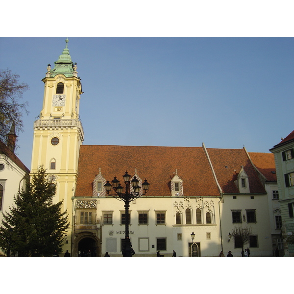 รูปถ่าย สโลวะเกีย(Slovakia) บราทิสลาวา(Bratislava) 2004-11 20