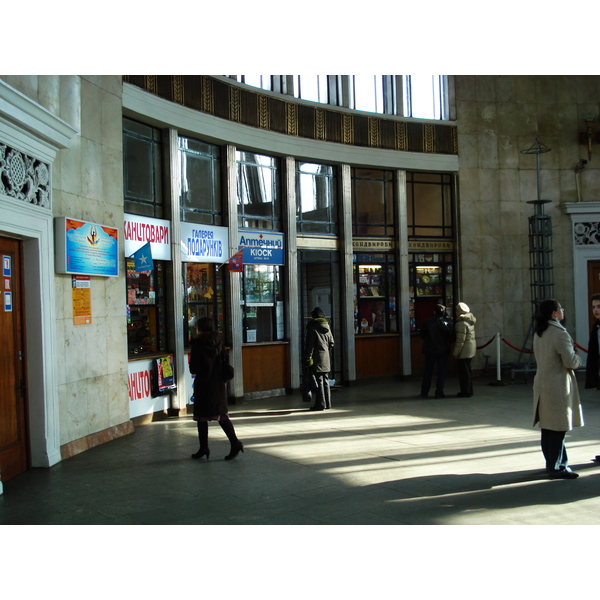 รูปถ่าย ยูเครน(Ukraine) เคียฟ(Kiev) เชฟเชนกา(Shevchenka) 2007-03 37