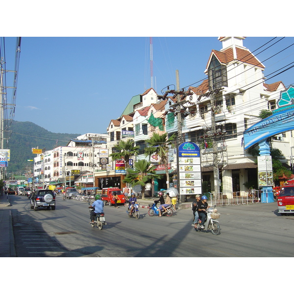 รูปถ่าย ไทย(Thailand) ภูเก็ต(Phuket) ป่าตอง(Patong) ถนนสาย 2(2nd Road) 2005-12 32