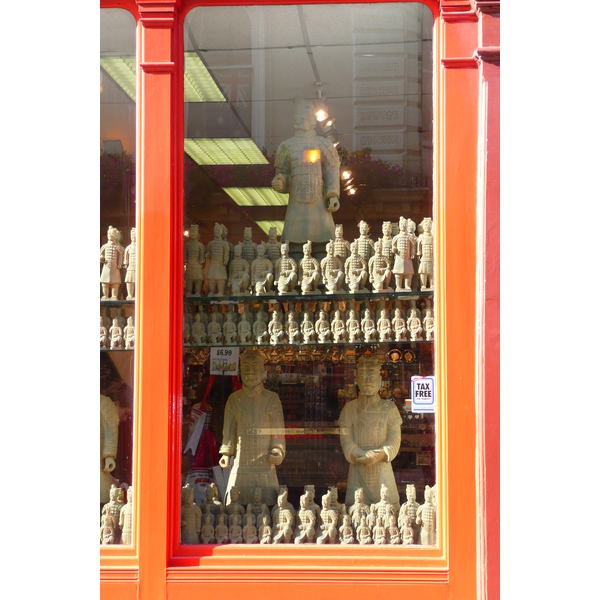 รูปถ่าย อังกฤษ(United Kingdom) ลอนดอน(London) ถนนมิวเซียม(Museum Street) 2007-09 2