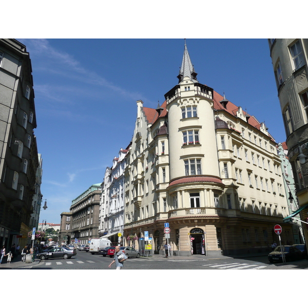 รูปถ่าย สาธารณรัฐเช็ก(Czech Republic) ปราก(Prague) กาโปรวา(Kaprova) 2007-07 15