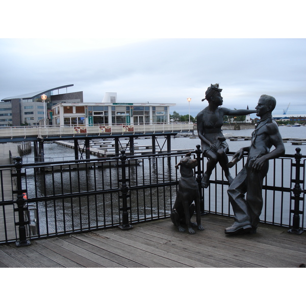 รูปถ่าย อังกฤษ(United Kingdom) คาร์ดิฟ(Cardiff) 2006-05 3