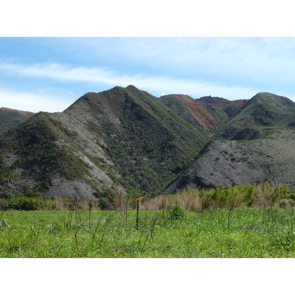 รูปถ่าย นิวแคลิโดเนีย(New Caledonia) ทีโอ(Thio) 2010-05 0