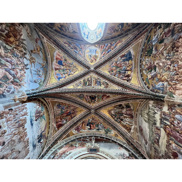 รูปถ่าย อิตาลี(Italy) ออร์วิเอโต้(Orvieto) 2021-09 110