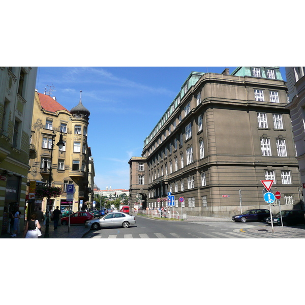 รูปถ่าย สาธารณรัฐเช็ก(Czech Republic) ปราก(Prague) กาโปรวา(Kaprova) 2007-07 11