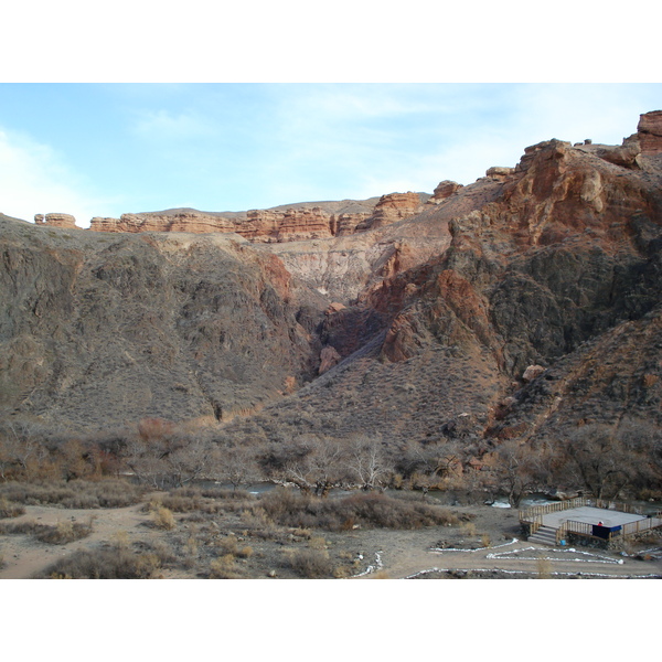 รูปถ่าย คาซัคสถาน(Kazakhstan) หุบผาชารึน(Charyn Canyon) 2007-03 184