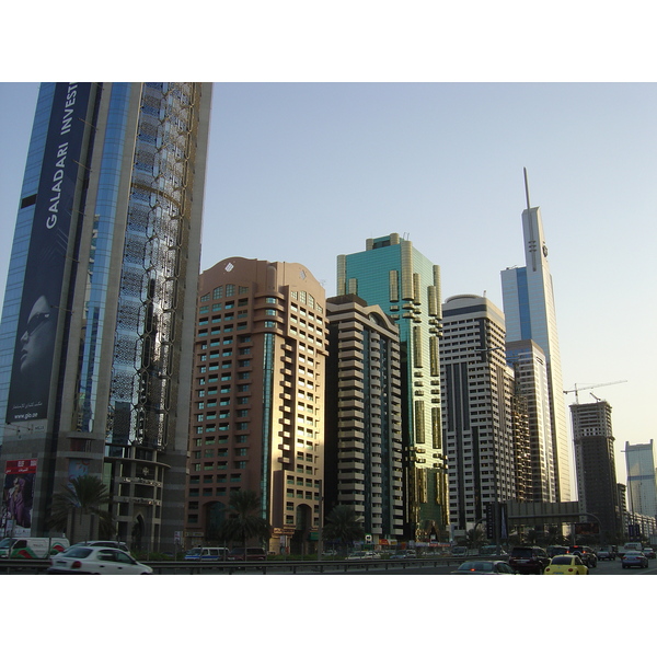 รูปถ่าย สหรัฐอาหรับเอมิเรตส์(United Arab Emirates) ดูไบ(Dubai) 2005-11 0