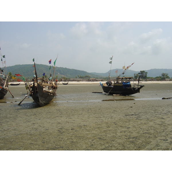 รูปถ่าย พม่า(Myanmar) หาดหม่องมะกันด้านเหนือ(Maungmagan North) 2005-01 27