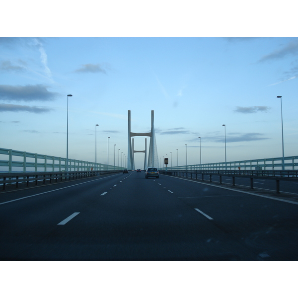 รูปถ่าย อังกฤษ(United Kingdom) เซเวิร์น  บริดจ์(Severn bridge) 2006-05 1