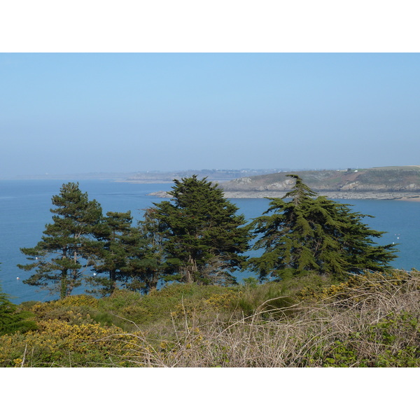 รูปถ่าย ฝรั่งเศส(France) แซ็งกูลง(St Coulomb) 2010-04 4