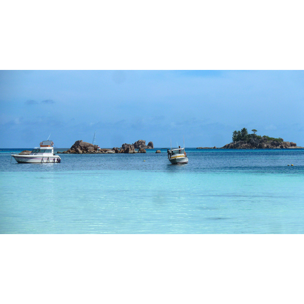 รูปถ่าย เซเชลส์(Seychelles) เกาะปราลิน(Praslin) 2011-10 102